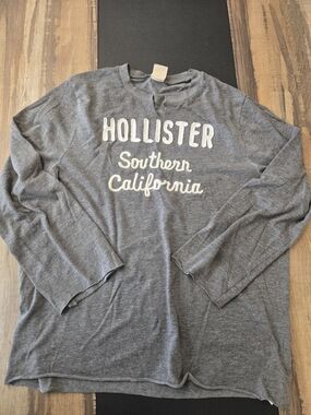 Reworked Hollister Long Sleeve / Distressed Minimal Y2K Top